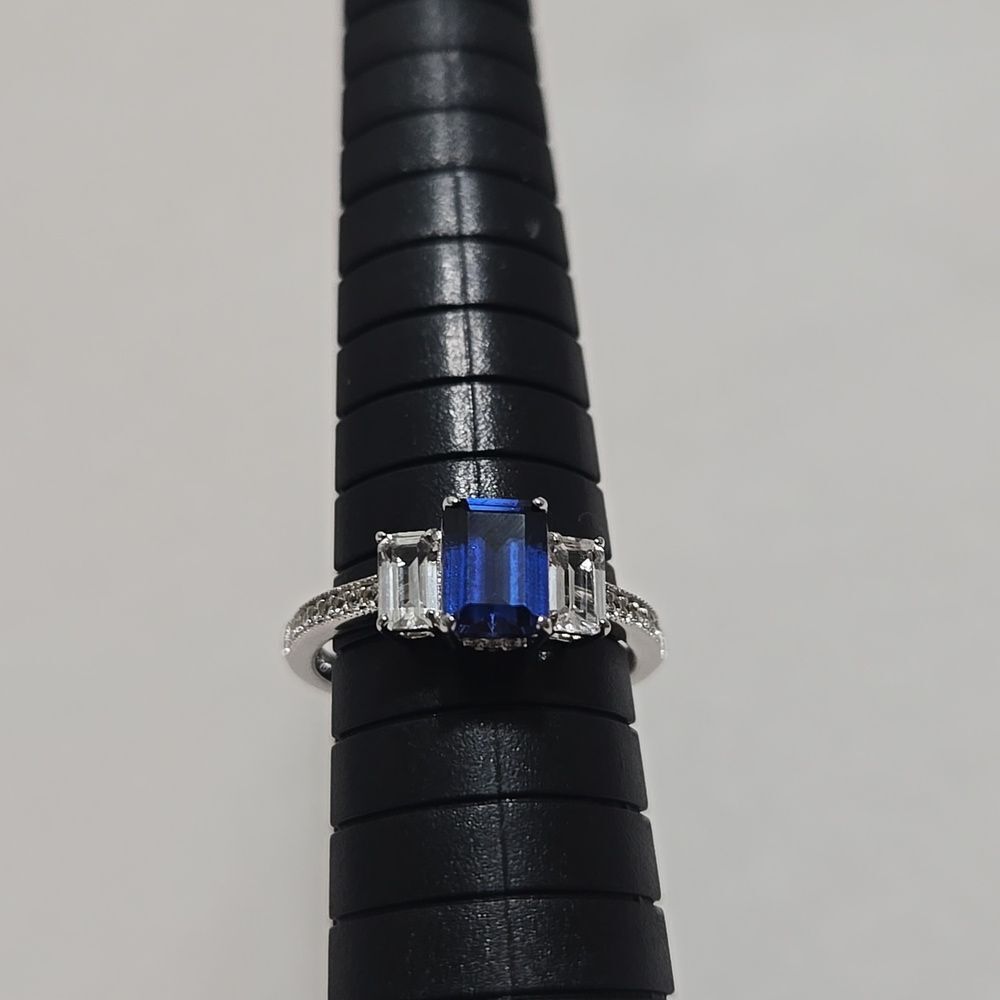 Sterling Silver Ring Feauting Blue And White Sapphires And Diamonds